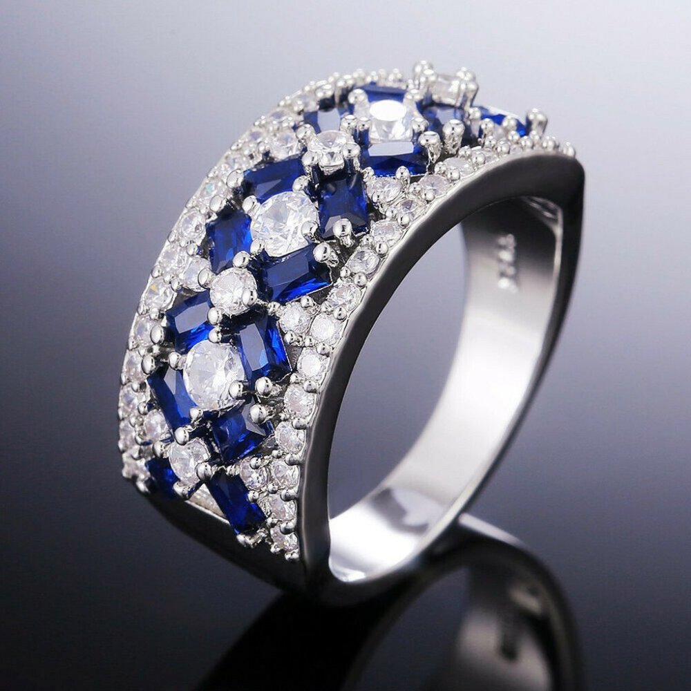 Gorgeous 925 Silver Blue Sapphire Diamond Band